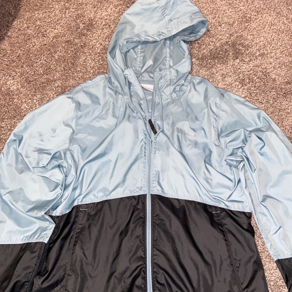 Rain jacket/wind breaker